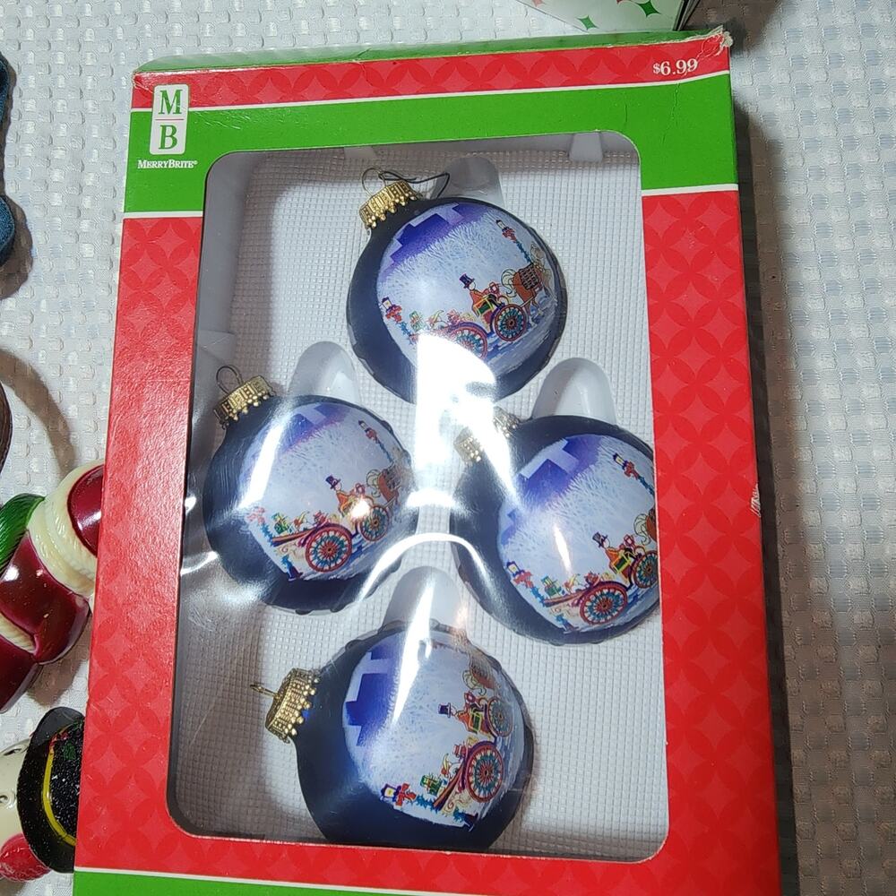 VINTAGE MERRY & BRITE GLASS ORNAMENTS SET OF 4